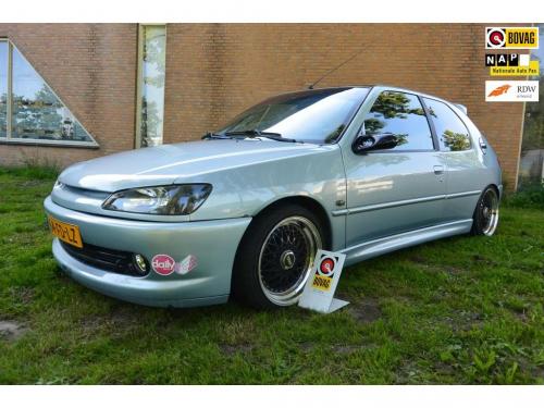 PEUGEOT 306 2.0-16V XS - Automotive Trade Center