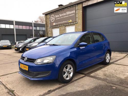 volkswagen polo blue color