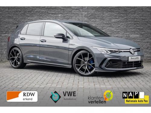VOLKSWAGEN GOLF 8 2.0 TDI R-line nano grey 2020 - Automotive Trade Center