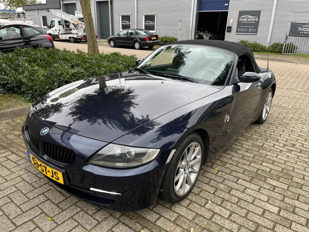 BMW Z4 Roadster 2.0i Introduction - Automotive Trade Center