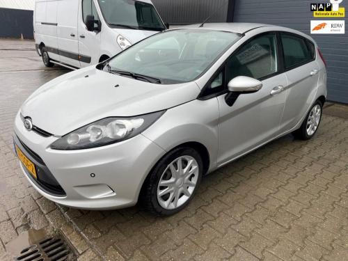 FORD Fiesta 1.4 Trend - Automotive Trade Center