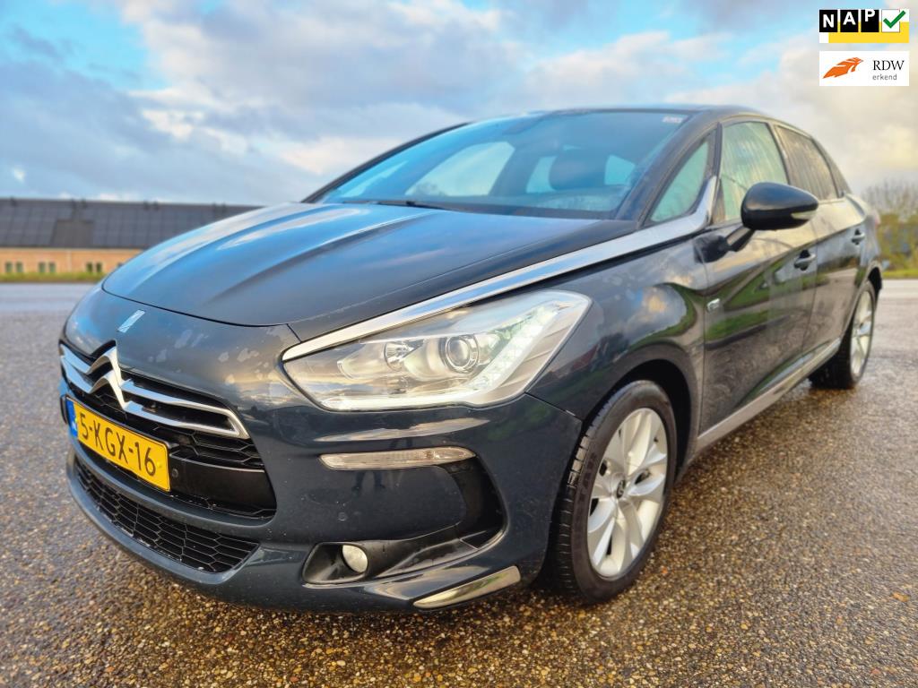 CITROEN DS5 2.0 Hybrid4 Business Automotive Trade Center