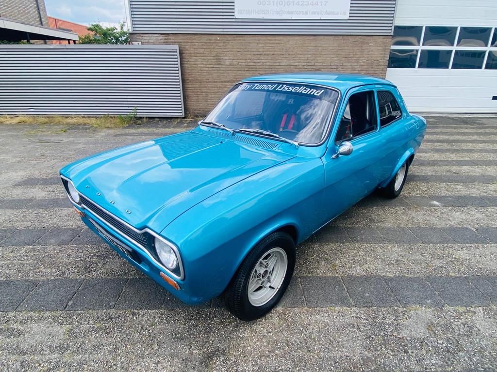 FORD ESCORT 1100 - Automotive Trade Center