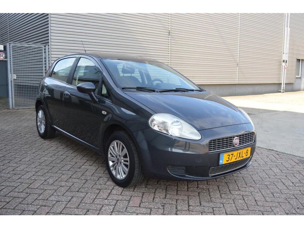 car-auction-FIAT-Grande Punto-13772766