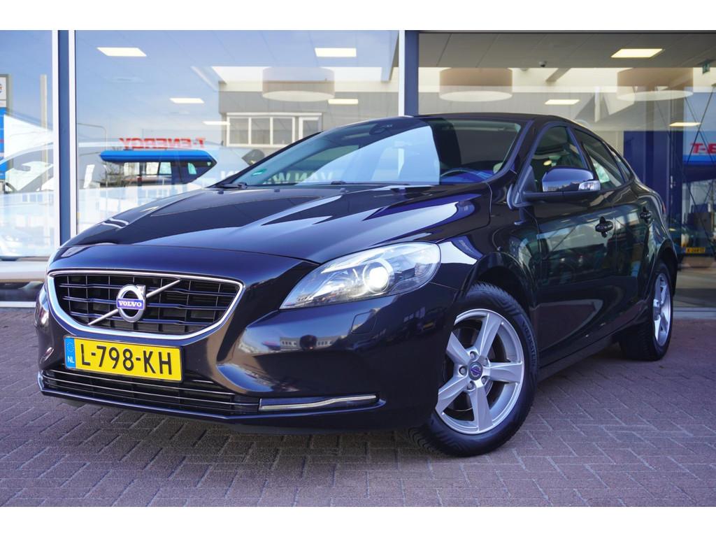 car-auction-VOLVO-V40-14961681