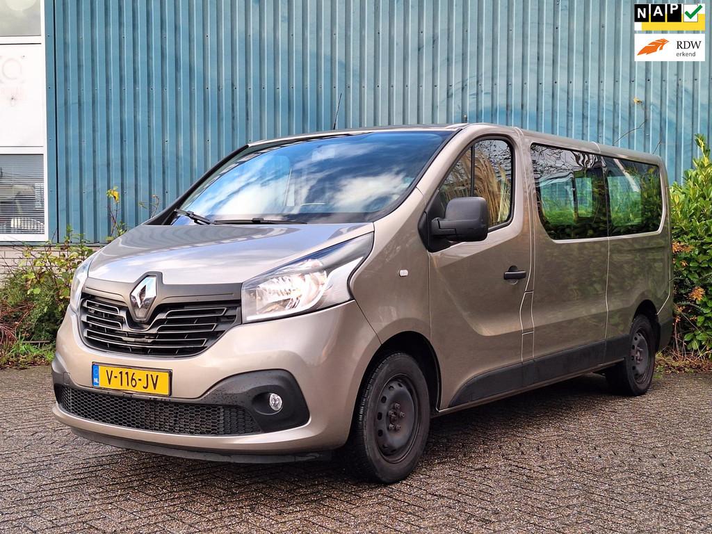 car-auction-RENAULT-Trafic-14953911