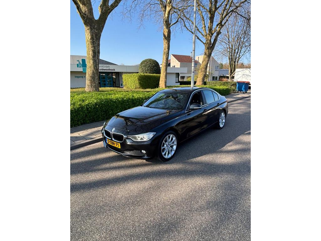 car-auction-BMW-3-serie-15095158