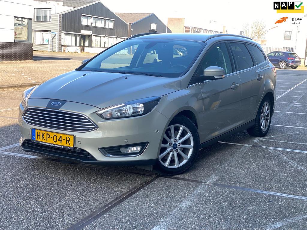 car-auction-FORD-Focus Wagon-14992117