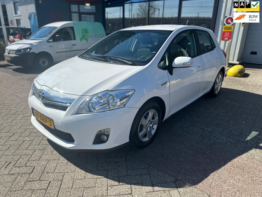 car-auction-TOYOTA-Auris-15010398