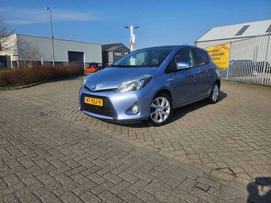 car-auction-TOYOTA-Yaris-15311118