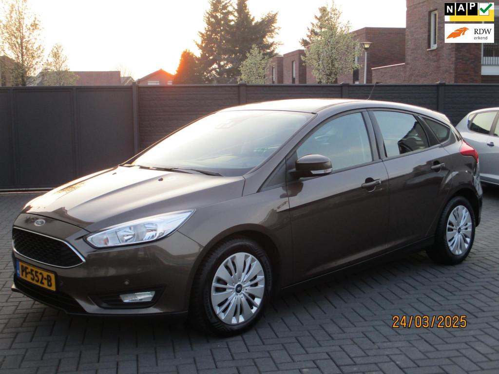 car-auction-FORD-FOCUS-15326635
