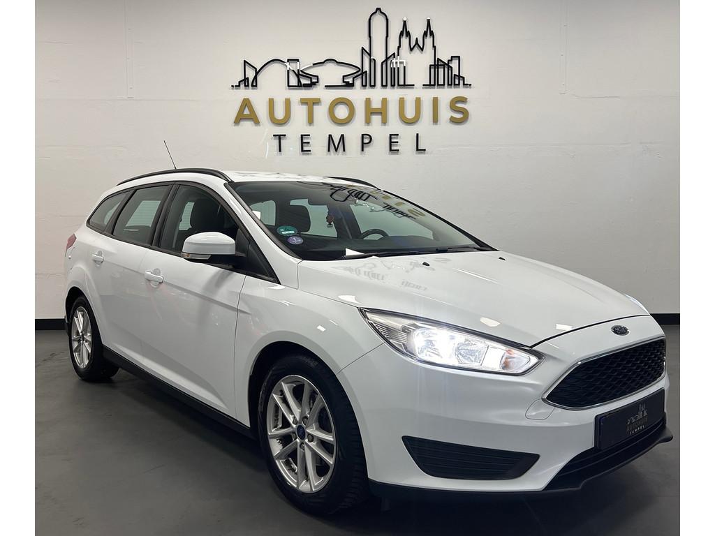 car-auction-FORD-Focus Wagon-15485739